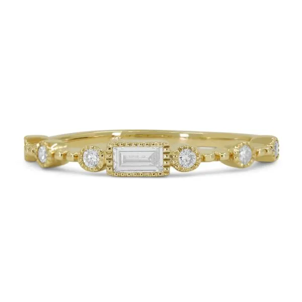 Diamond Ring Mollys Jewelers Brooklyn, NY