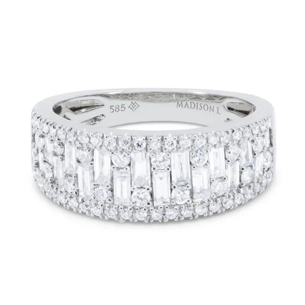 Diamond Ring Mollys Jewelers Brooklyn, NY