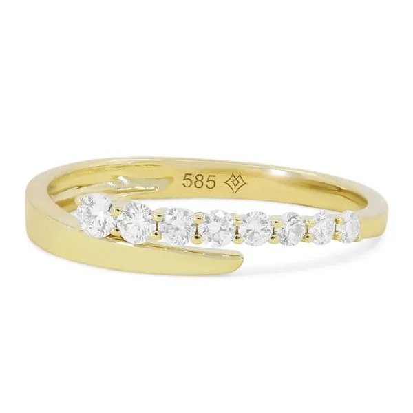 Diamond Ring Mollys Jewelers Brooklyn, NY