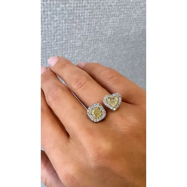 Diamond Ring Mollys Jewelers Brooklyn, NY