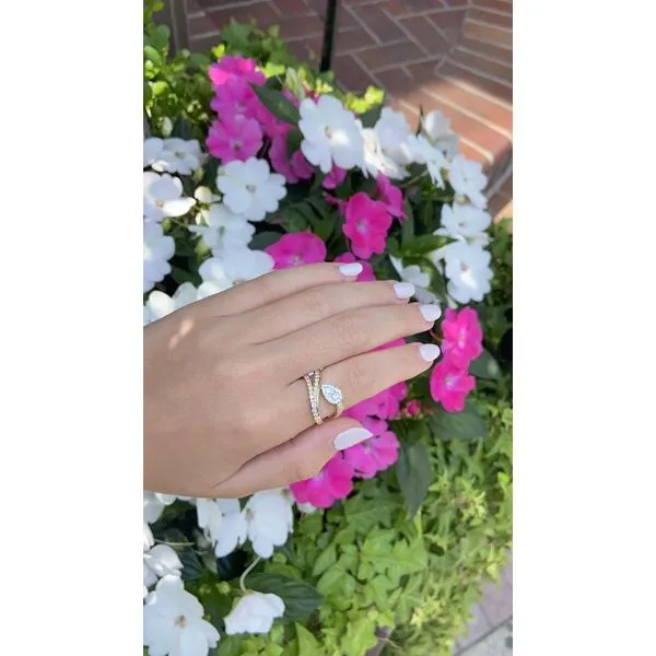 Diamond Ring Image 4 Mollys Jewelers Brooklyn, NY