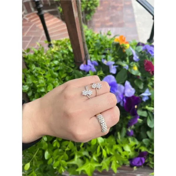 Diamond Ring Image 4 Mollys Jewelers Brooklyn, NY