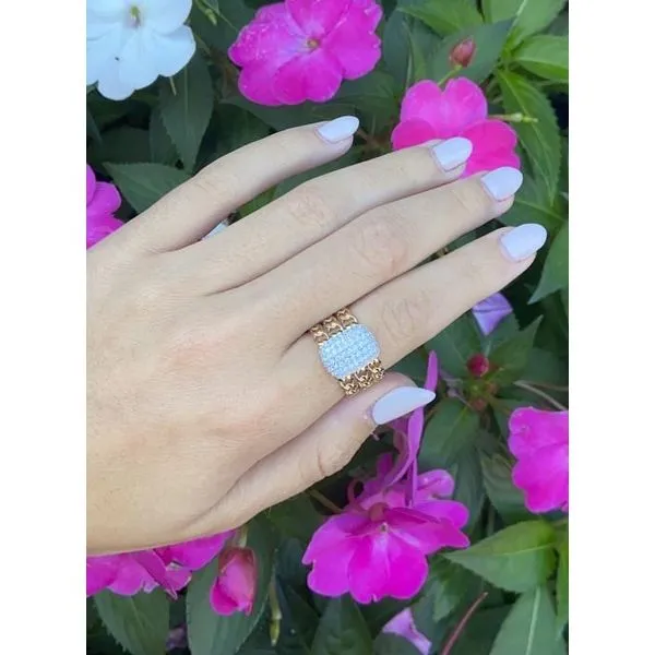 Yellow Gold Diamond Ring – ChainLink Shine Image 4 Mollys Jewelers Brooklyn, NY