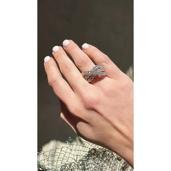 Diamond Ring Image 3 Mollys Jewelers Brooklyn, NY