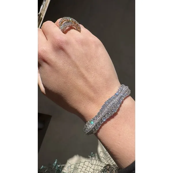 Diamond Ring Image 4 Mollys Jewelers Brooklyn, NY