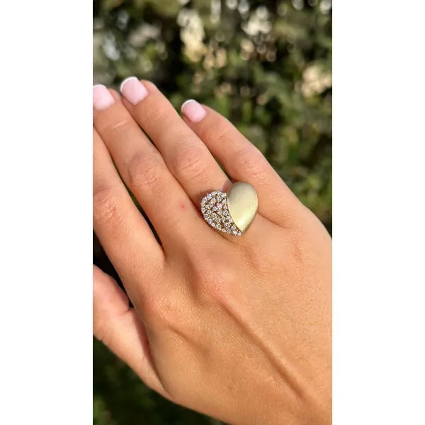 Diamond Ring Mollys Jewelers Brooklyn, NY