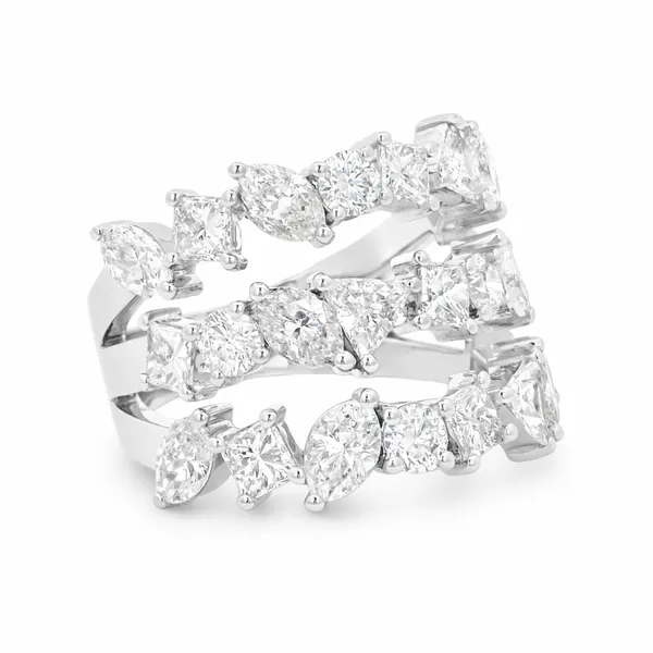 White Gold Luxe Diamond Ring – Cascade Mollys Jewelers Brooklyn, NY