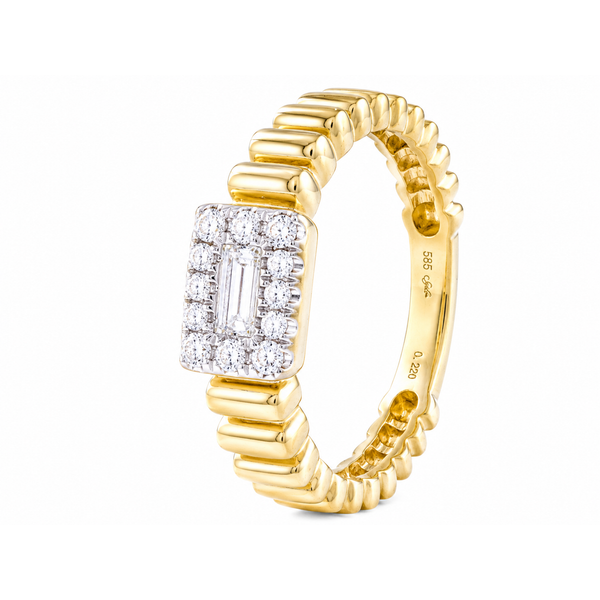 Diamond Ring Mollys Jewelers Brooklyn, NY