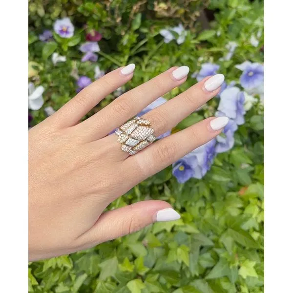 18K Tri-Color Gold Diamond Mosaic Ring – 2.20ct Image 3 Mollys Jewelers Brooklyn, NY