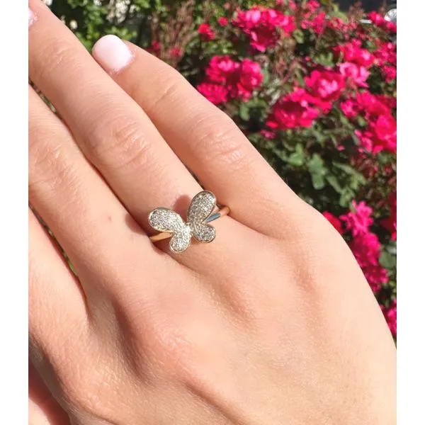 Diamond Ring Mollys Jewelers Brooklyn, NY