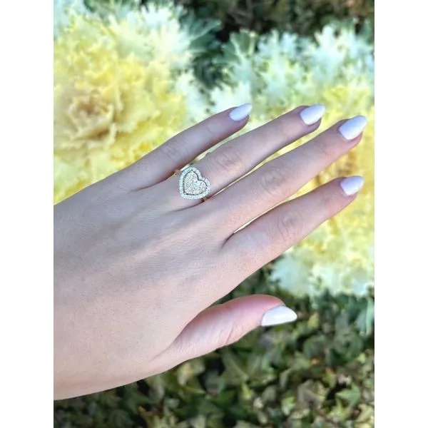 Diamond Ring Image 2 Mollys Jewelers Brooklyn, NY