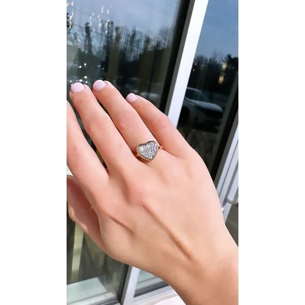 Diamond Ring Image 3 Mollys Jewelers Brooklyn, NY