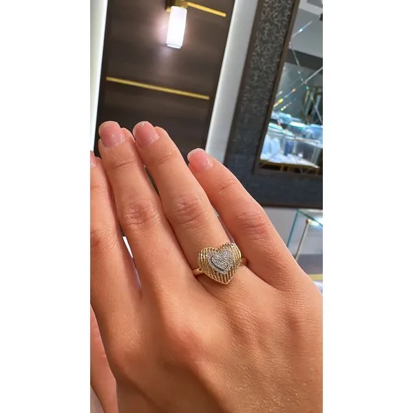 Diamond Ring Image 2 Mollys Jewelers Brooklyn, NY