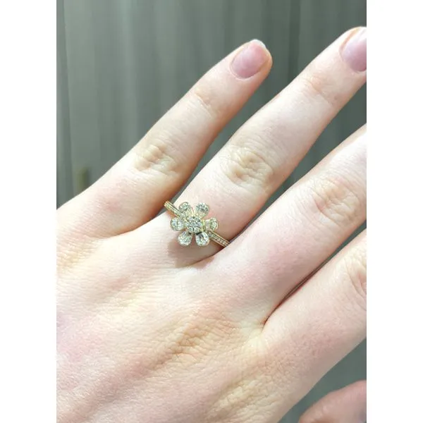 Diamond Ring Mollys Jewelers Brooklyn, NY