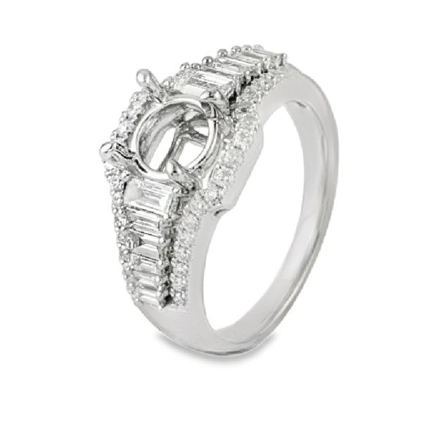 Engagement Ring Mollys Jewelers Brooklyn, NY