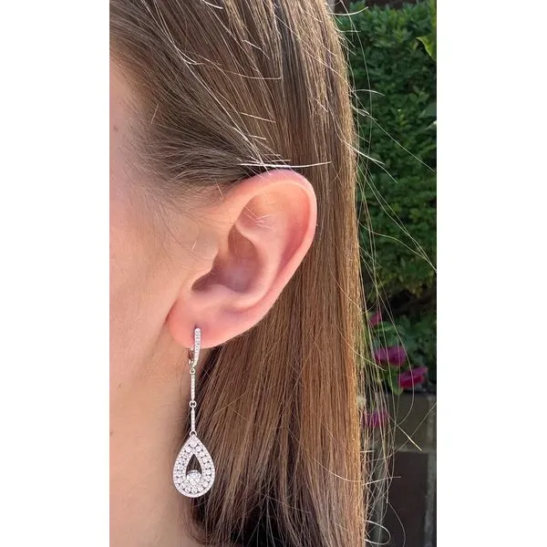 Diamond Earring Mollys Jewelers Brooklyn, NY