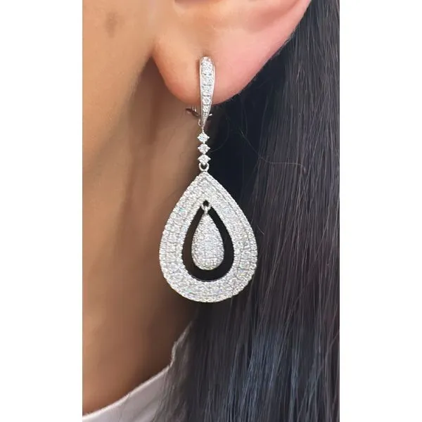 Diamond Earring Image 2 Mollys Jewelers Brooklyn, NY