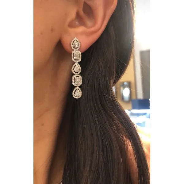 Diamond Earring Mollys Jewelers Brooklyn, NY