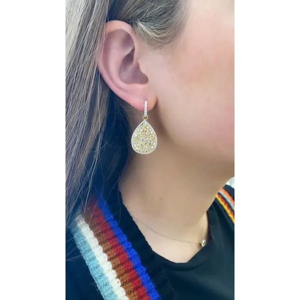 Diamond Earring Image 2 Mollys Jewelers Brooklyn, NY