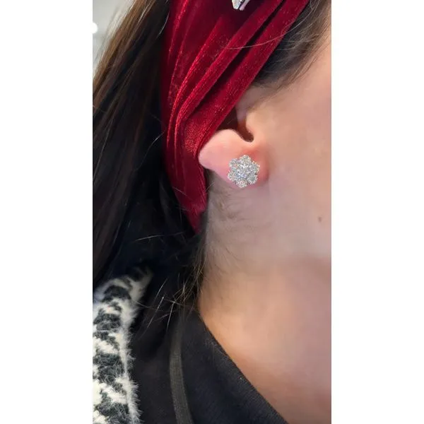 Diamond Earring Image 2 Mollys Jewelers Brooklyn, NY