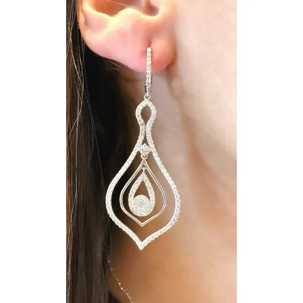 Diamond Earring Mollys Jewelers Brooklyn, NY