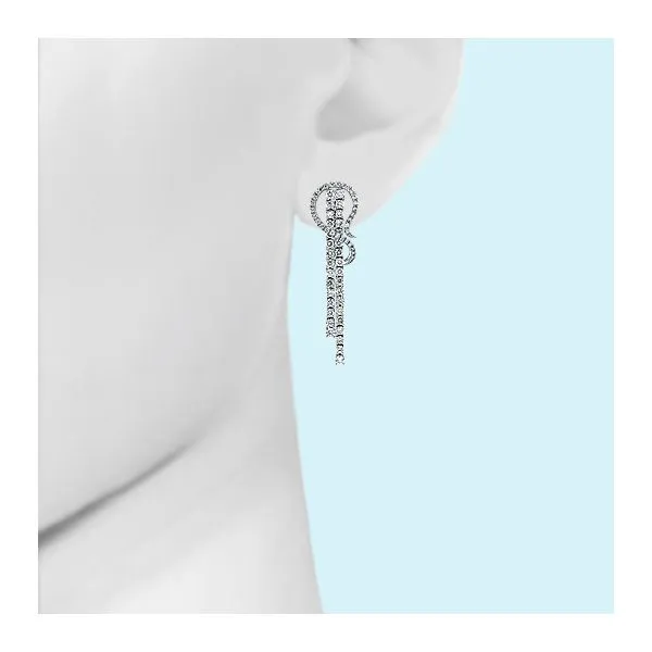 Diamond Earring Image 4 Mollys Jewelers Brooklyn, NY