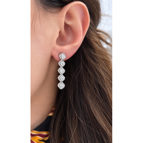 White Gold Diamond Drop Earrings – 3.16ct, 1.3