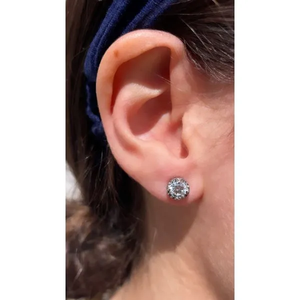 Diamond Earring Mollys Jewelers Brooklyn, NY
