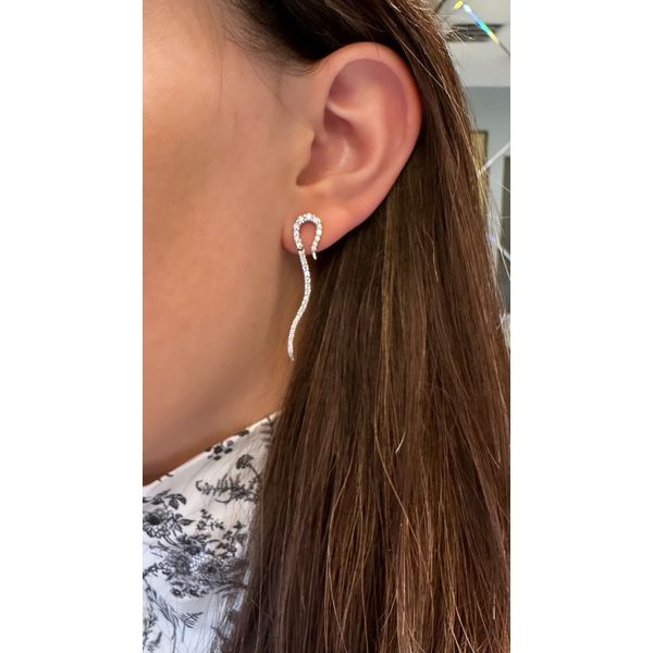 Diamond Earring Image 2 Mollys Jewelers Brooklyn, NY