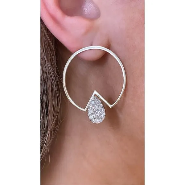 Diamond Earring Mollys Jewelers Brooklyn, NY