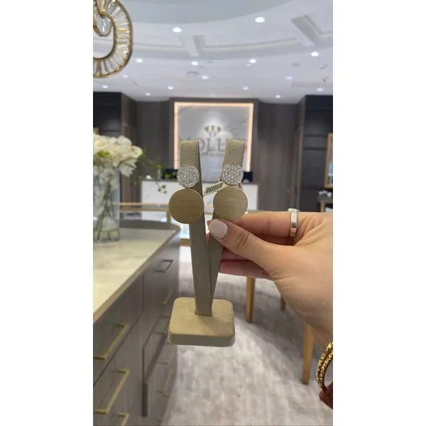 Diamond Earring Image 3 Mollys Jewelers Brooklyn, NY