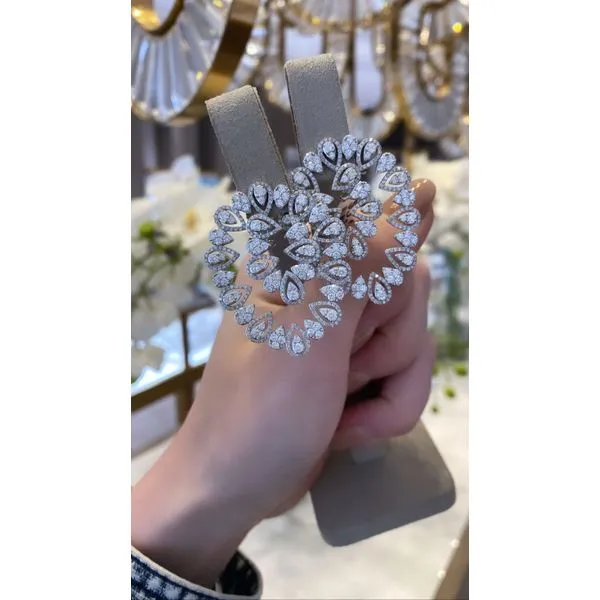 Diamond Earring Image 2 Mollys Jewelers Brooklyn, NY