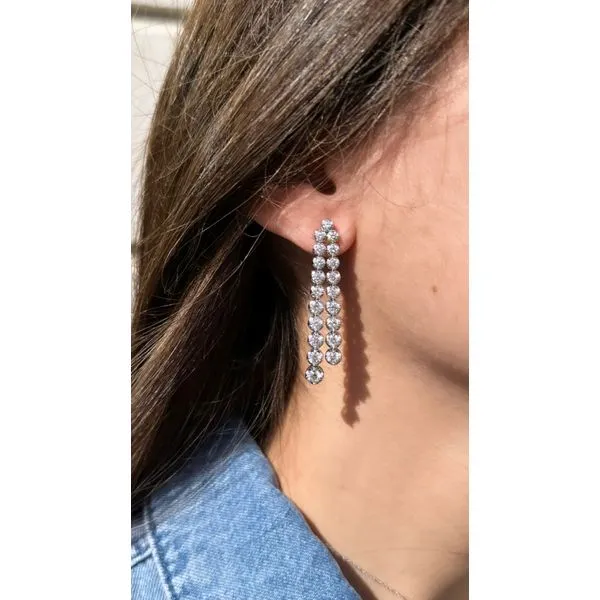 Diamond Earring Image 2 Mollys Jewelers Brooklyn, NY