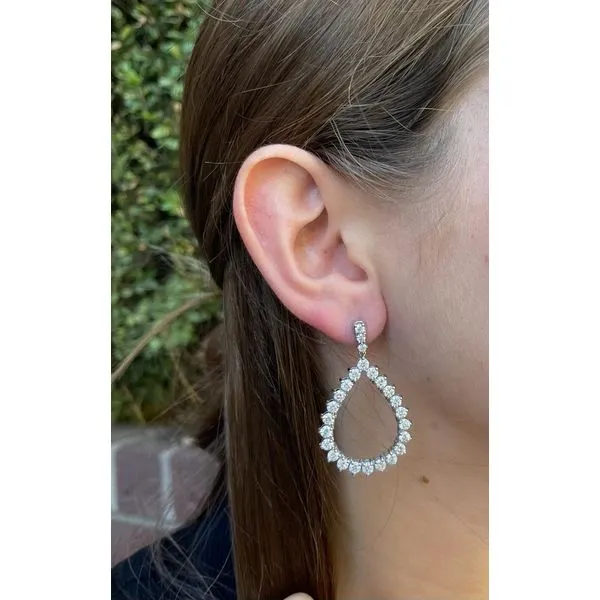 Diamond Earring Image 2 Mollys Jewelers Brooklyn, NY