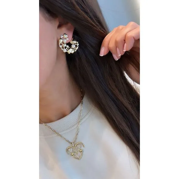 Diamond Earring Image 2 Mollys Jewelers Brooklyn, NY