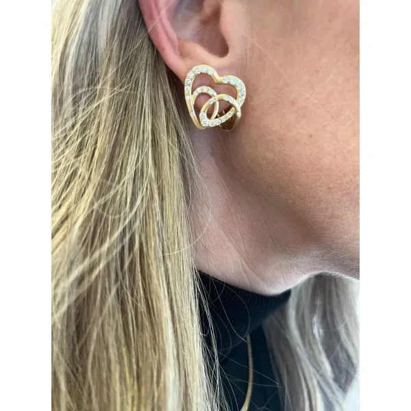 Diamond Earring Image 3 Mollys Jewelers Brooklyn, NY