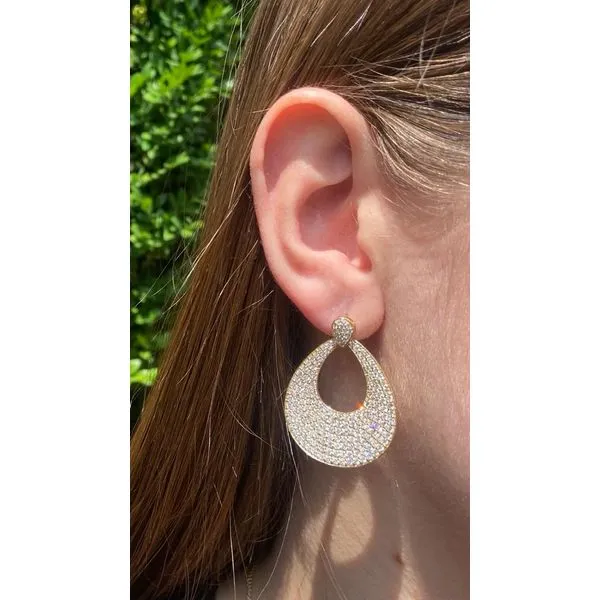 Diamond Earring Image 3 Mollys Jewelers Brooklyn, NY