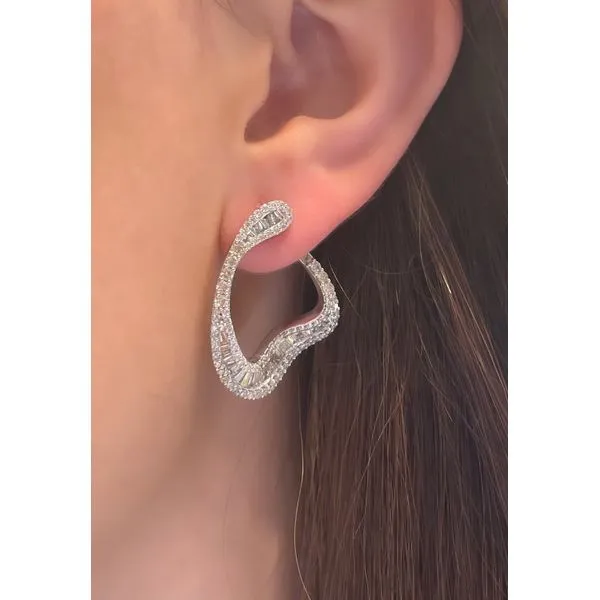 Diamond Earring Mollys Jewelers Brooklyn, NY