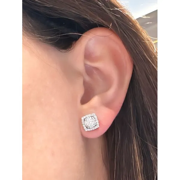 Diamond Earring Mollys Jewelers Brooklyn, NY