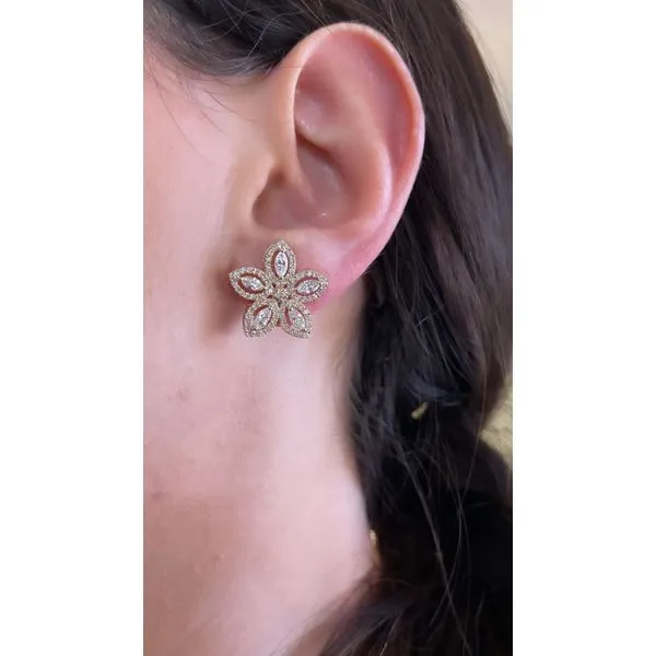 Diamond Earring Image 2 Mollys Jewelers Brooklyn, NY