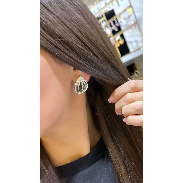 Diamond Earring Mollys Jewelers Brooklyn, NY