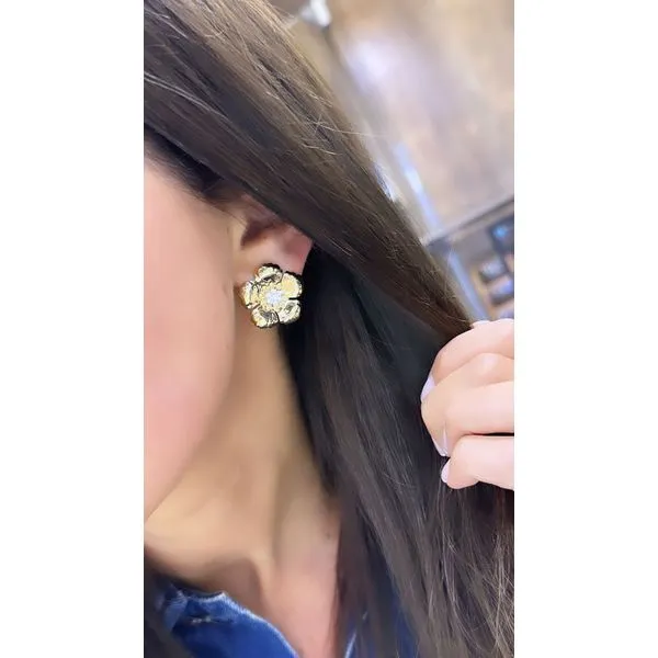 Diamond Earring Image 2 Mollys Jewelers Brooklyn, NY