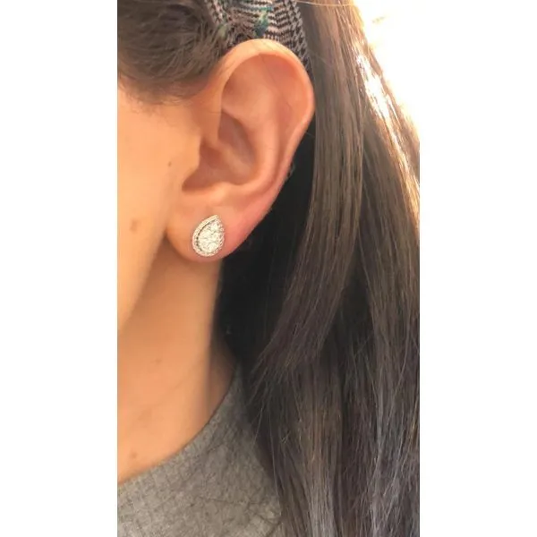 Diamond Earring Image 2 Mollys Jewelers Brooklyn, NY