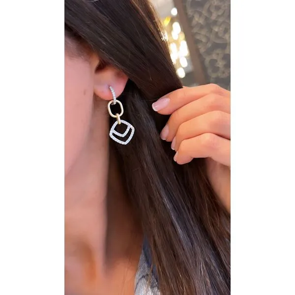 Diamond Earring Mollys Jewelers Brooklyn, NY