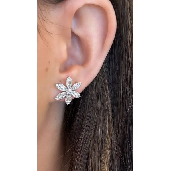Diamond Earring Mollys Jewelers Brooklyn, NY
