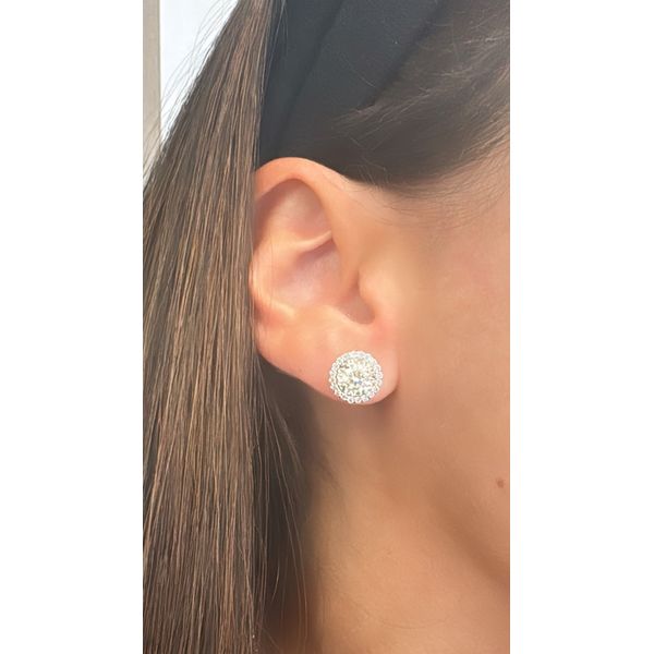 Diamond Earring Image 2 Mollys Jewelers Brooklyn, NY