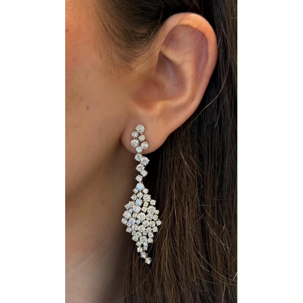 14K White Gold Diamond Cascade Chandelier Earrings – 10.10 CTW Image 3 Mollys Jewelers Brooklyn, NY