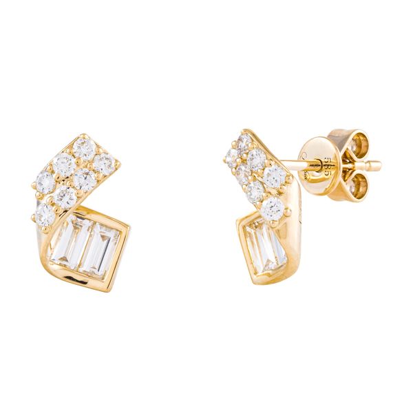 Diamond Earring Mollys Jewelers Brooklyn, NY