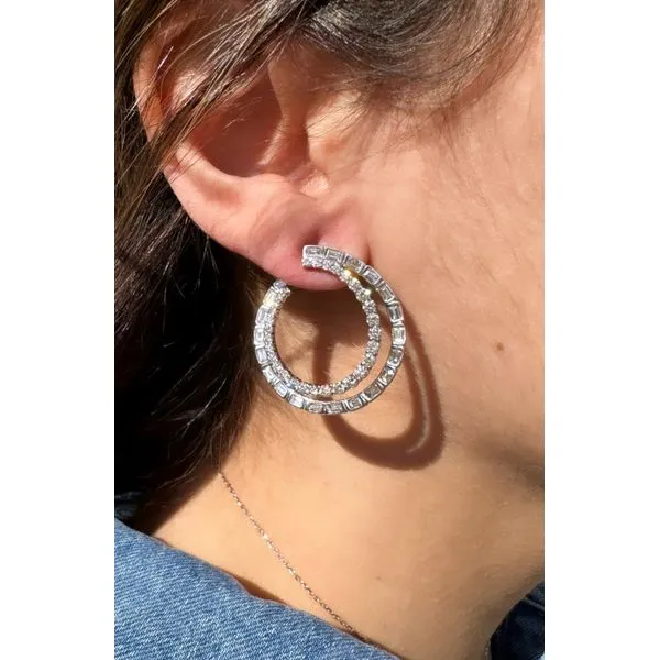 Diamond Earring Image 2 Mollys Jewelers Brooklyn, NY