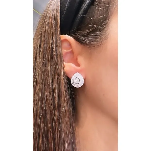 Diamond Earring Mollys Jewelers Brooklyn, NY